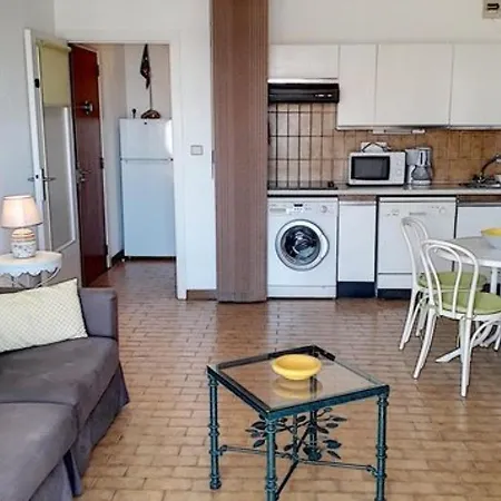Apartamento T2 A La Faviere Avec Piscine Et Parking Prive, Proche Plages Et Commerces - Fr-1-610-13 Bormes-les-Mimosas
