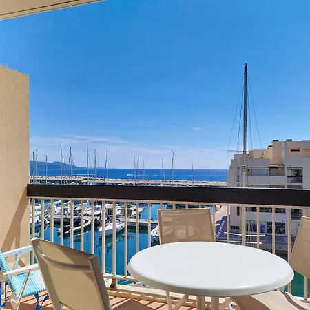 T2 à La Favière Avec Piscine Et Parking Privé, Proche Plages Et Commerces - Fr-1-610-13 Appartement *