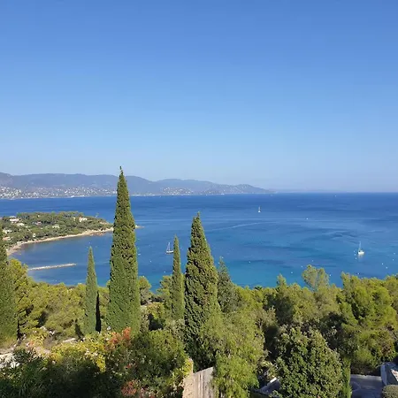 T2 à La Favière Avec Piscine Et Parking Privé, Proche Plages Et Commerces - Fr-1-610-13 * Bormes-les-Mimosas